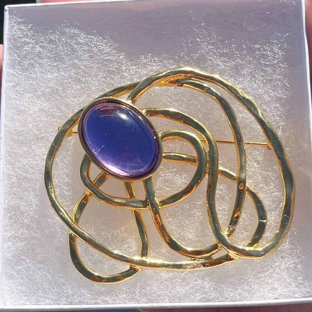 Vintage Avon Purple Cabochon Modernist Statement Gold Tone Pin Brooch Lucite